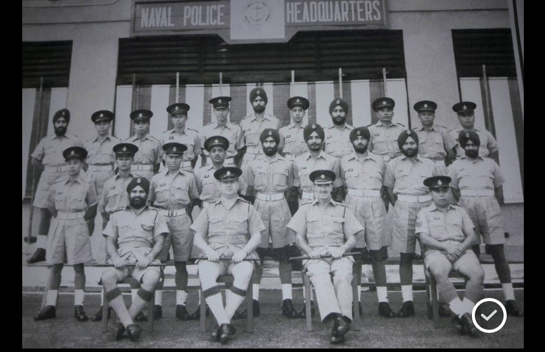 A thread It's rememberance weekend. Something I've always taken seriously. As in the first picture second row second from the right, you'll see my turban wearing grandad you'll see my Grandfather. He was a British soldier who wore a turban. 1/