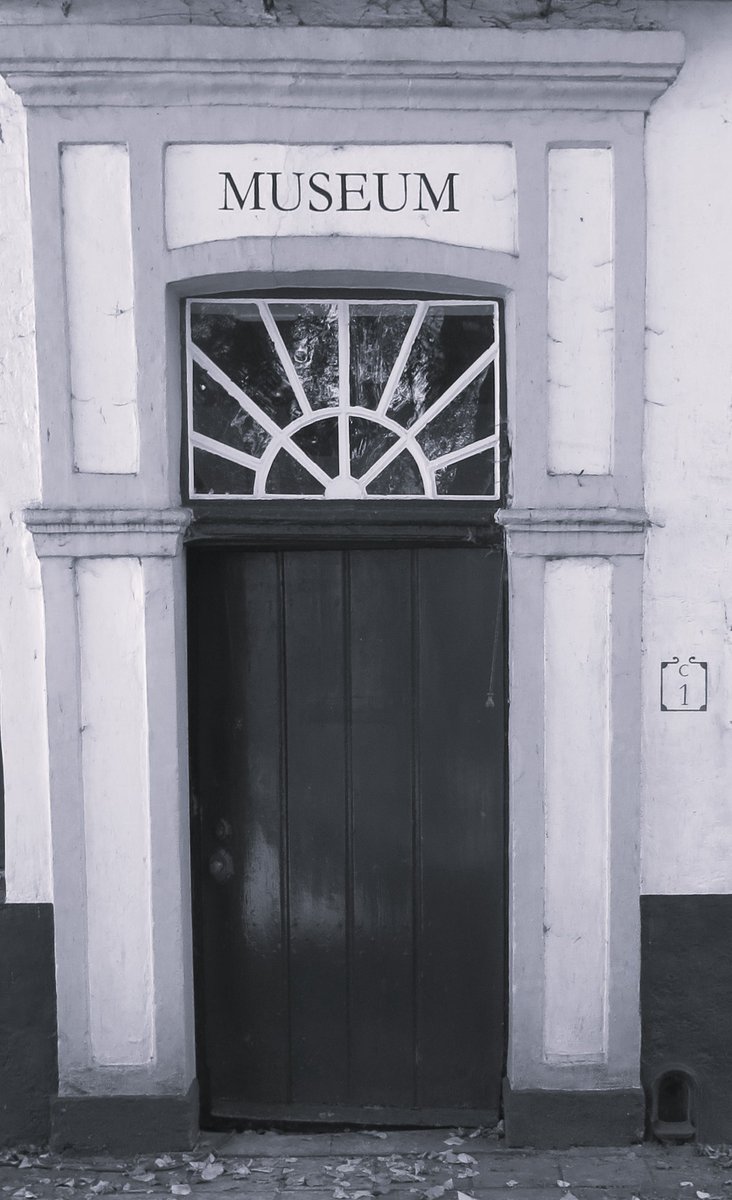 jeevanooijen's tweet image. Dag 12 van de #fotochallenge #November_Kiek.
Thema: #Ingang
Een initiatief van @Tpzijl 
#Brugge