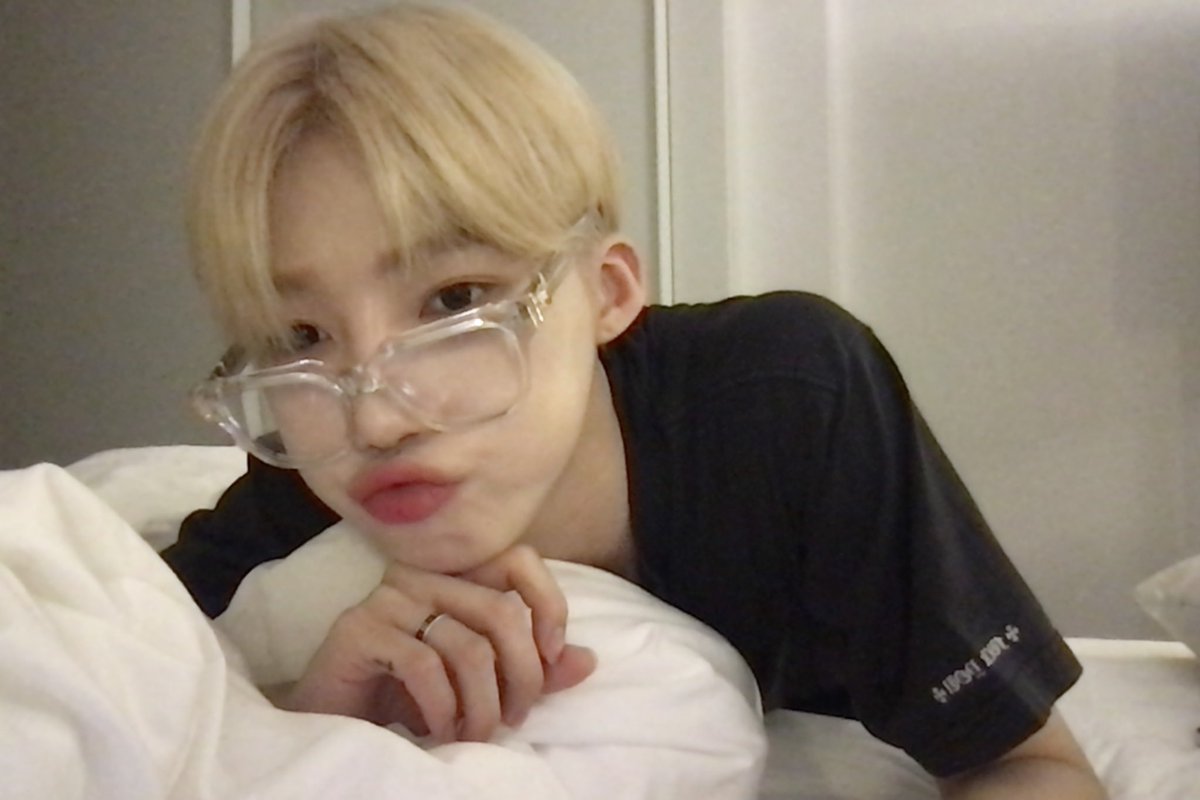 palcheokkitty's tweet photo. Chanhee sent photons on 🫧! https://t.co/mqpctvyzym