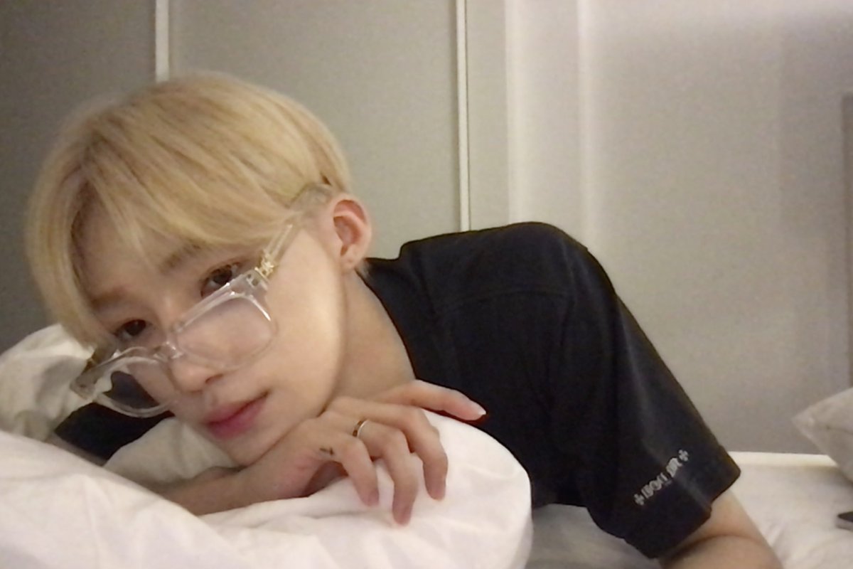 palcheokkitty's tweet photo. Chanhee sent photons on 🫧! https://t.co/mqpctvyzym