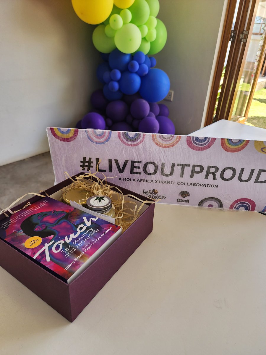 HOLAAfrica's tweet photo. People had nice things, nice conversations and met nice people. The @irantiorg space is gorgeous and we are thankful to be able to work with the likes of @zoeyblackza and @MogauMakitla π
#LiveOutProud #Pride #Queer #Event https://t.co/PMsP0rNfEC