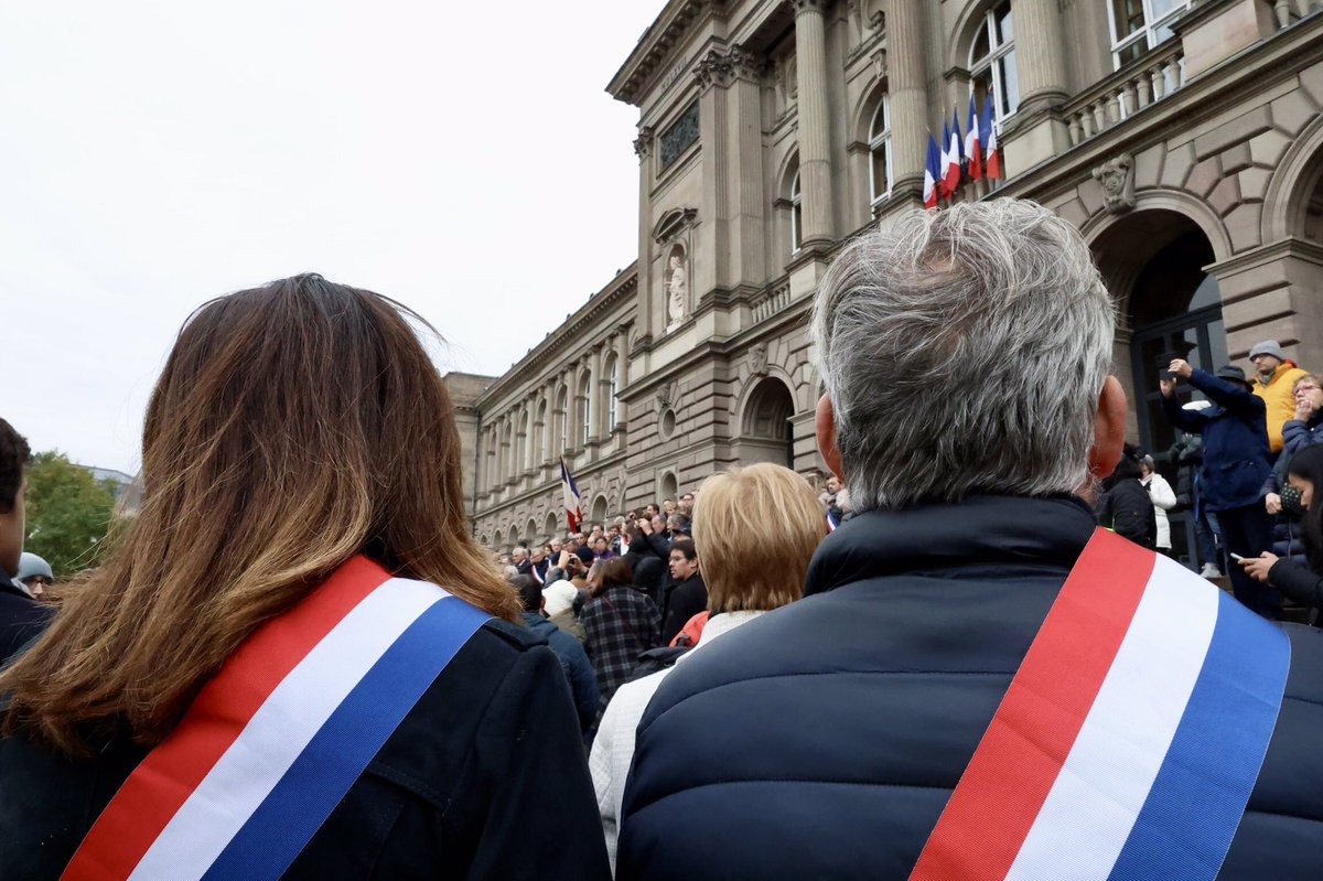 GrossJules1's tweet photo. À l’appel de la @_LICRA_ du 67, des milliers de https://t.co/bGQYXWp3SW.s ont répondu.e.s présents ainsi qu’une délégation de députés pour défiler à #Strasbourg contre l’antisémitisme. https://t.co/HXRdWTWNDw