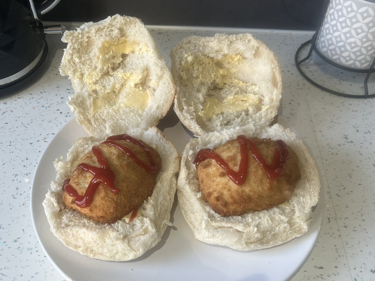 Chicken Kiev on rolls. Don’t @ me!