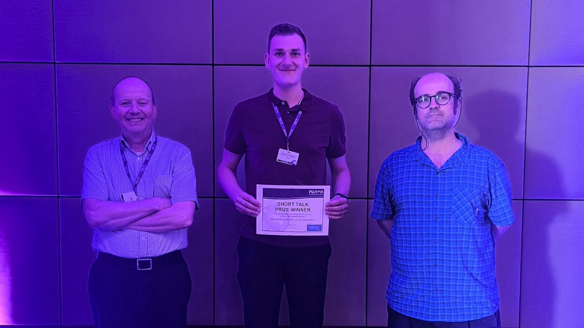 CGA_age's tweet photo. Did you know that the #CGA offers an annual travel grant for its students?💰 @HuetzenM from the class of 2022 and @MPIAGE took advantage of the grant and presented his PhD work at #CIDHD23. And wham, he won the short talk award! 🏆We are so proud of you Maxim, well done!👏 https://t.co/NDeyunblwj
