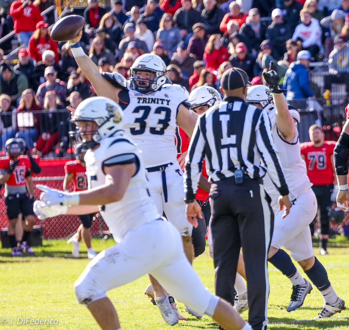 Trinity College Football tweet media