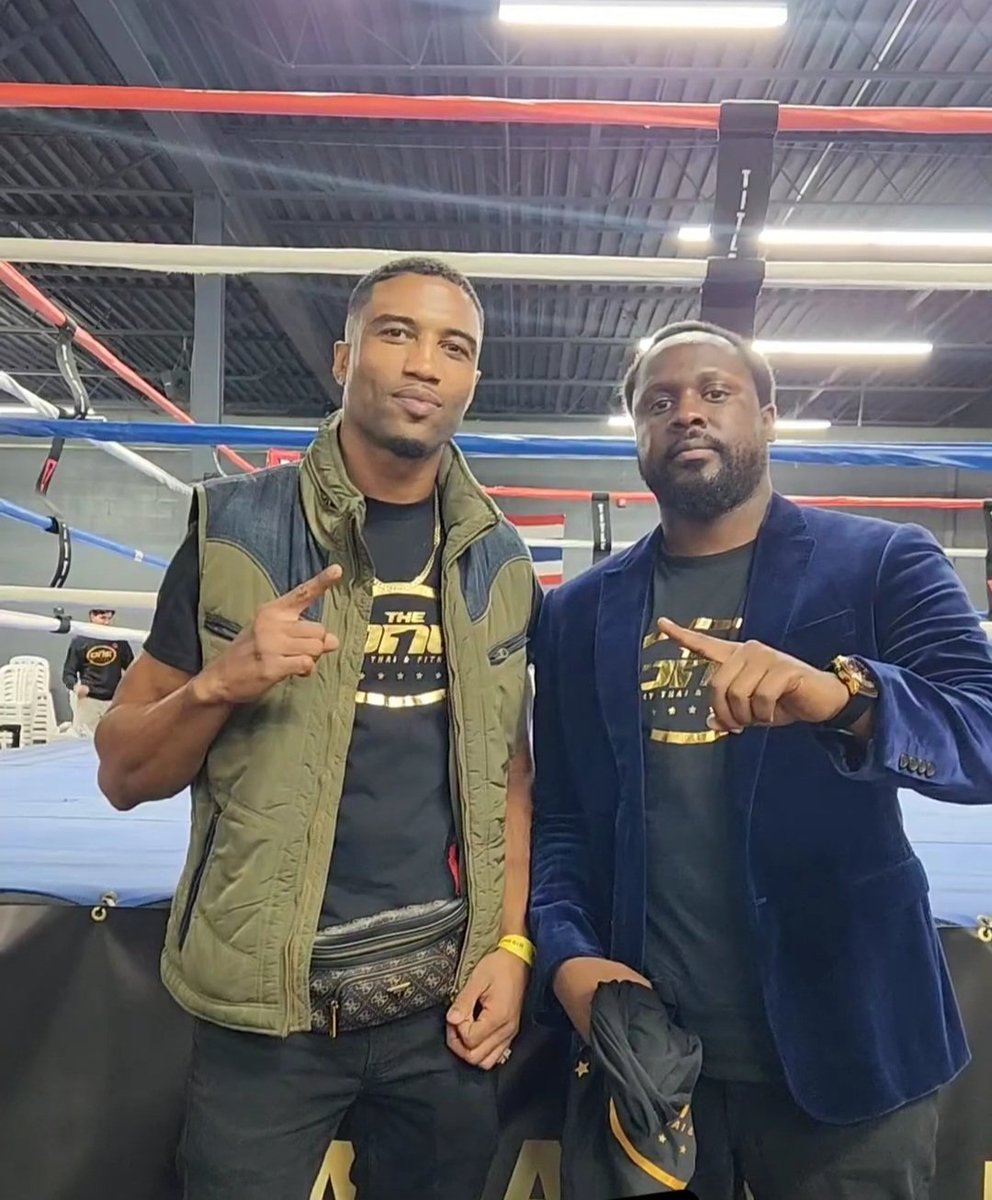 capper_world's tweet photo. Great night of fights @straightgwap 👊 Shout out Simon "Bad Bwoy" Marcus 🇯🇲 🏆 #MuayThai #Toronto https://t.co/iYrLumDTg4