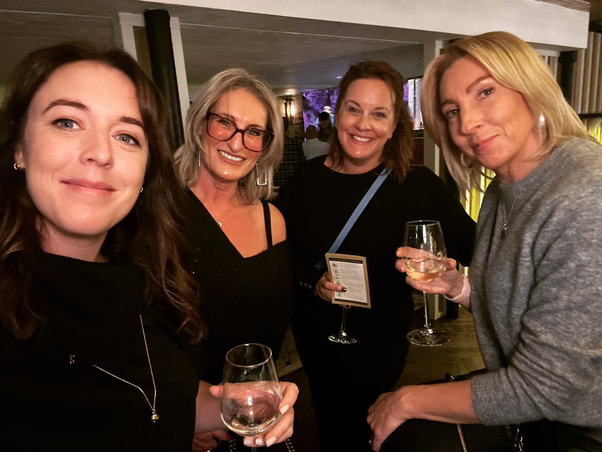 The dream team reunited 💙💚💛💜