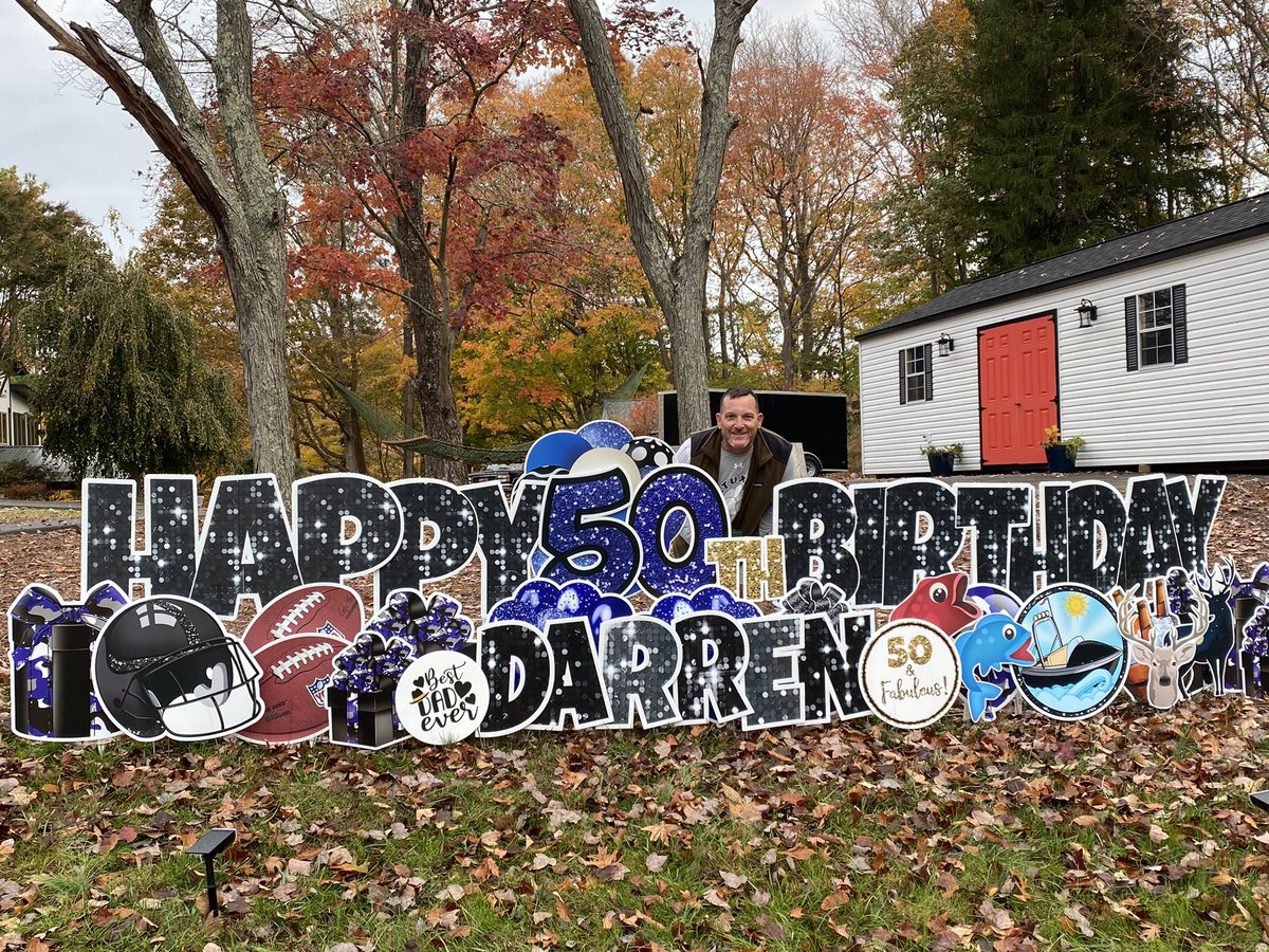 AnneRickwood's tweet photo. If you see this guy today, wish him a happy 50th birthday!! Hope you have the most amazing day my love! @GenieYard https://t.co/29xFbOzK1k