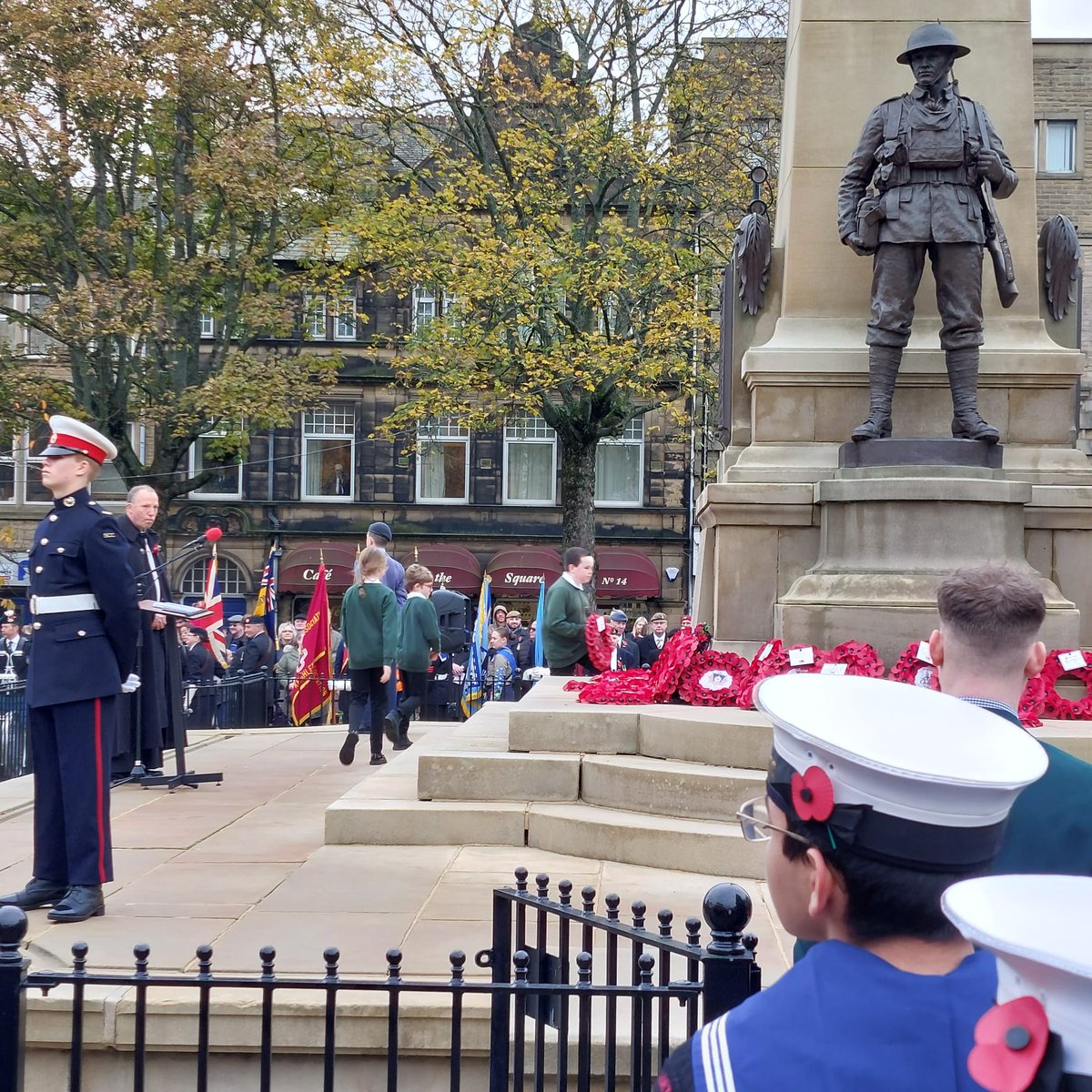 olvschool's tweet photo. A few more pictures from this morning's Remembrance Parade at the cenotaph in Keighley town centre @bcw_cat #unitedvalues #RememberanceSunday https://t.co/WVuf6Xv7Yy