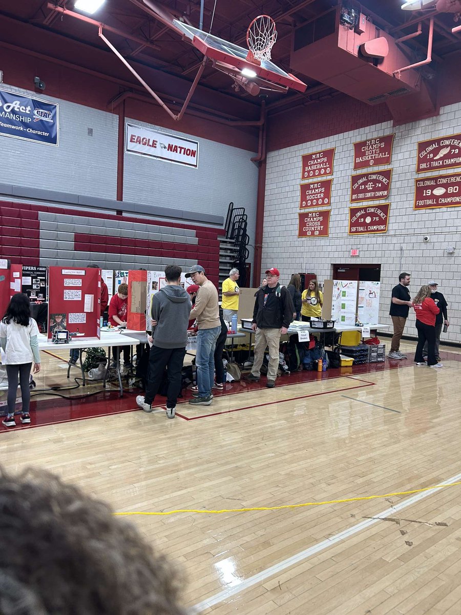 FRC1071's tweet photo. We had a great time hosting the CT FLL Where’s Wolcott Qualifier yesterday!

#LetsMakeStuff #MASTERPIECE #FIRSTINSHOW #DeansHomework #omgrobots #tothemax #morethanrobots https://t.co/b62yMOuTpC