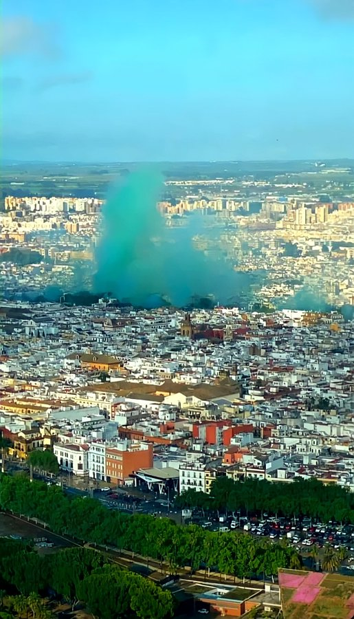 BETISMAN1907's tweet photo. TEÑIR DE VERDE LA CIUDAD https://t.co/LRPiaDnfZy