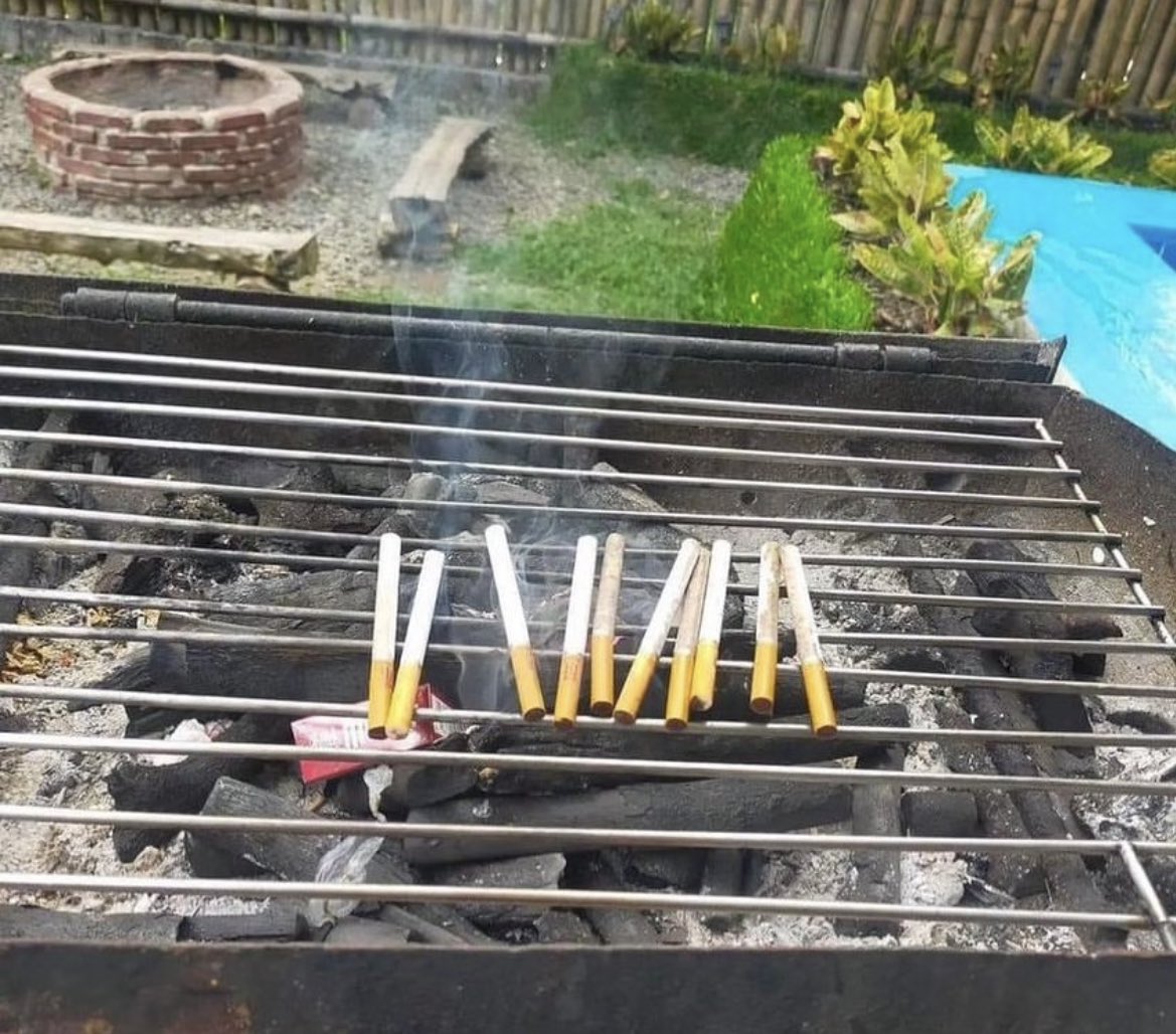 aleksprxz's tweet photo. domingo de barbacoa con los amigos https://t.co/bbHILHTFX6
