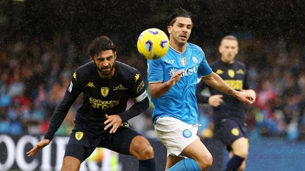 #Empoli takes the whole 3 points at stadio Maradona beating #Napoli 1-0

Will this defeat mean the end of Garcia at Napoli?