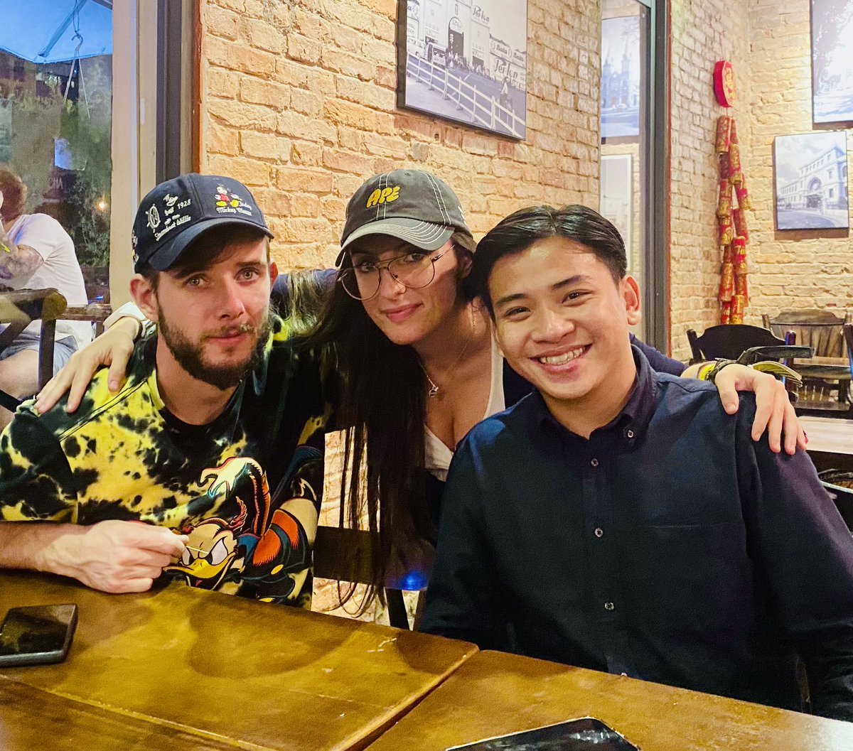 Soe 🇺🇸 👉🇪🇪👉🇮🇹👉🇫🇷👉🇨🇭👉🇭🇰👉🇻🇳 tweet media