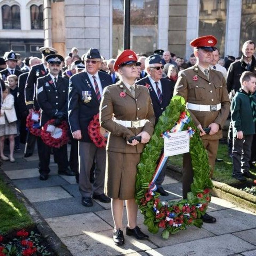 Today we remember those who have given their lives for their countries around the world. 🌹

#RemembranceSunday #LestWeForget