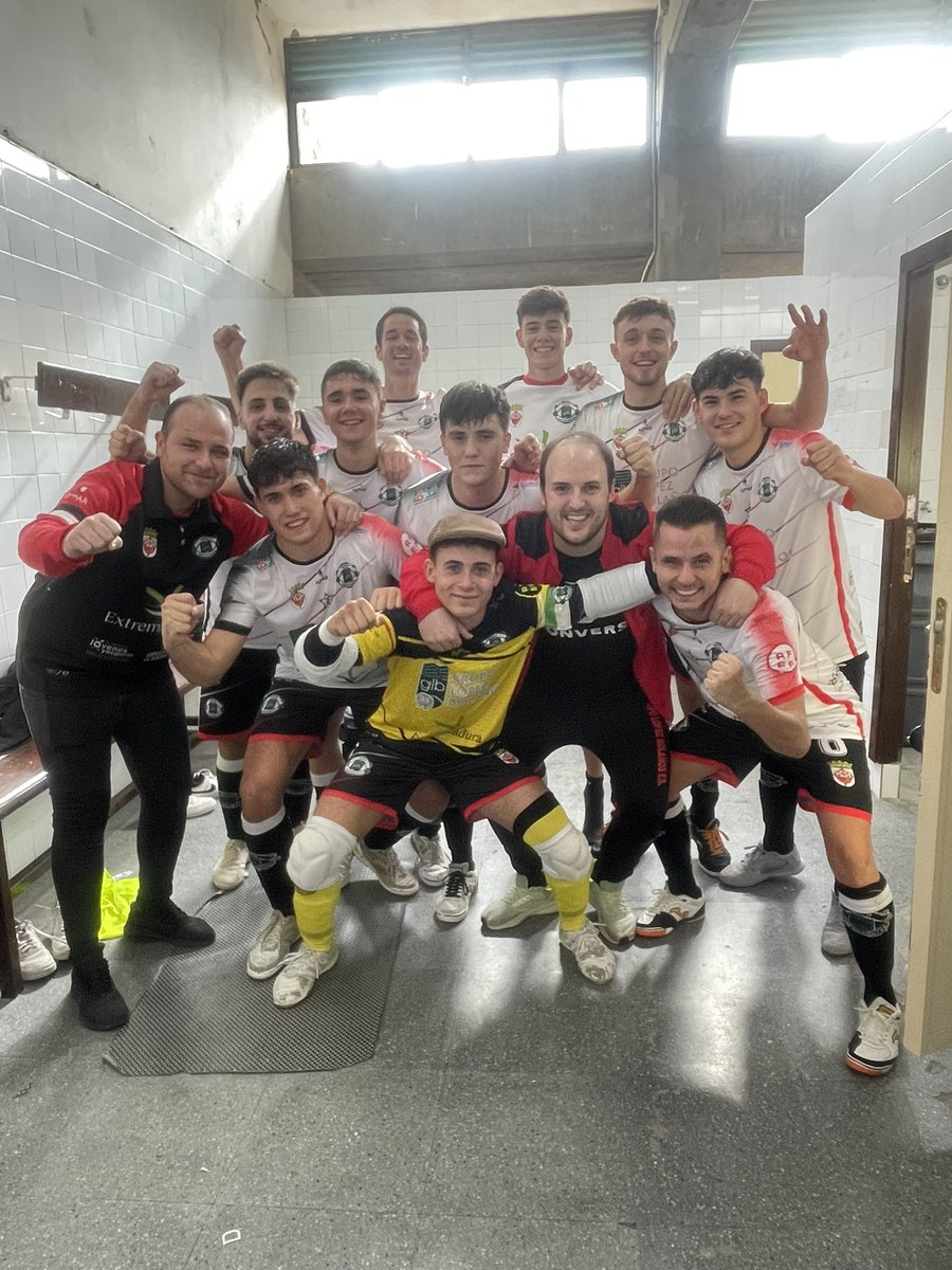 Temporada 23/24
1 División Extremeña 
Grupo I
Jornada 6

<a href="/grupolopez14/">GrupoLopezBolañosFS</a> “B” 4-2 <a href="/FsGuarena/">FSGuareña</a> 

<a href="/AndresAlvarezV6/">Andrés Álvarez Vacas</a> ⚽️
Manuel ⚽️
Jose ⚽️
Nino ⚽️

#formandoelfuturo 
#123👼🏻2💫🤍🖤❤️