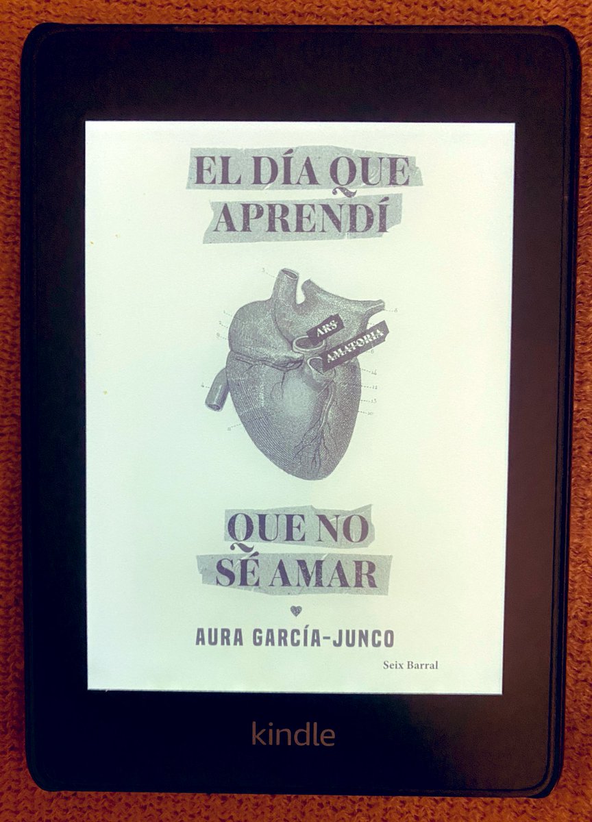 edithgodinez's tweet photo. Para siempre me parece mucho tiempo. 
Quisiera poder solo pararme un día y decir: ya no soy esta que siempre fui, ahora soy otra con otros sueños. ❤️‍🩹 https://t.co/bnY1ZY0tz0