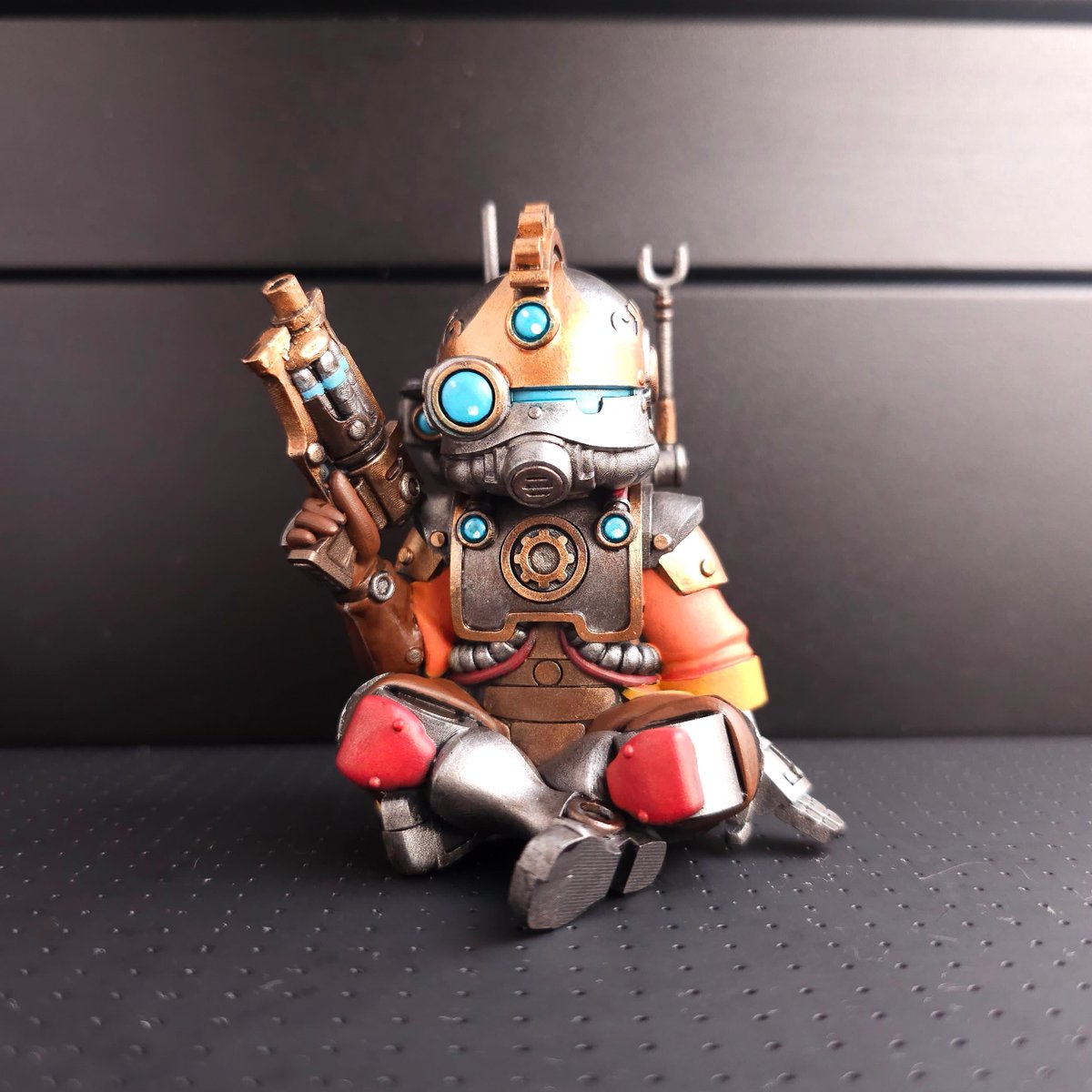 kitto_paint's tweet image. Autumn aesthetic Skitarii Vanguard is painted