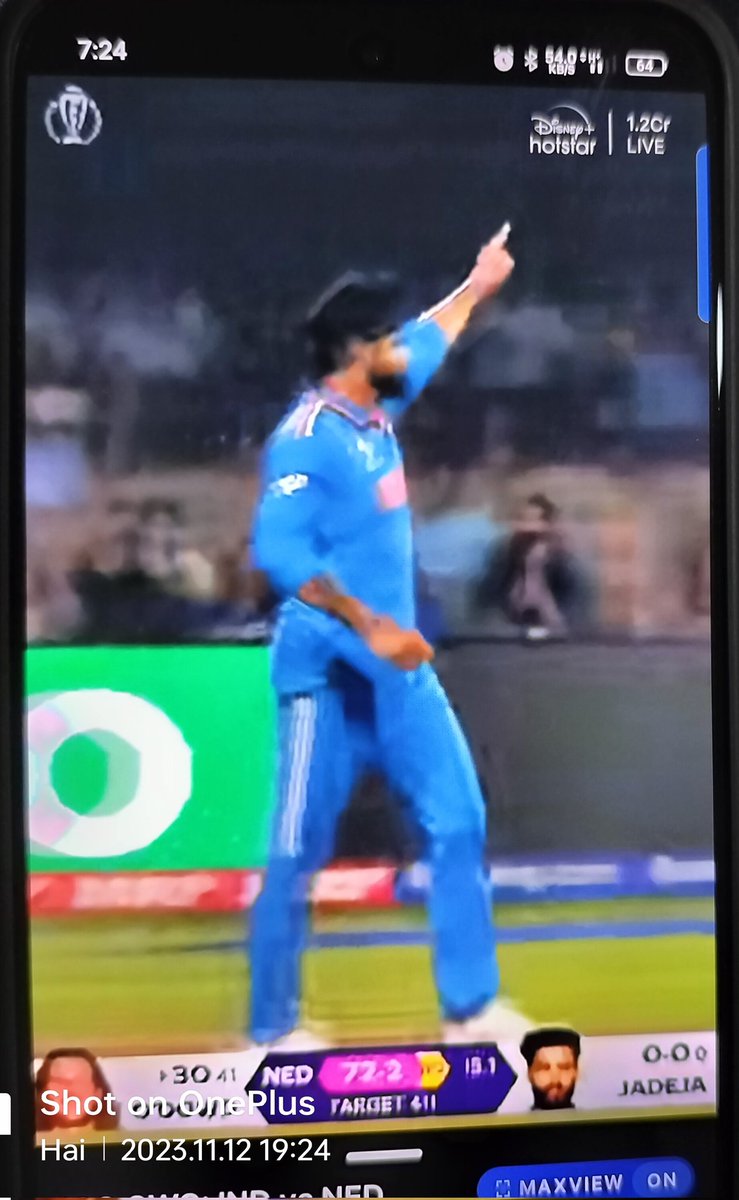 ritz_01_'s tweet image. First ball Wicket for Jaddu. 
@Hisense_IND @imjadeja
#HisenseIndia #IndiaVsNetherlands #OneForTheHome #Worldcup

@sreeeni7799 
@RakeshK73155212 
@ketley_2aug