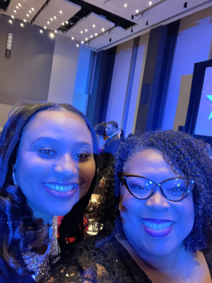 Candice R. Henry tweet media