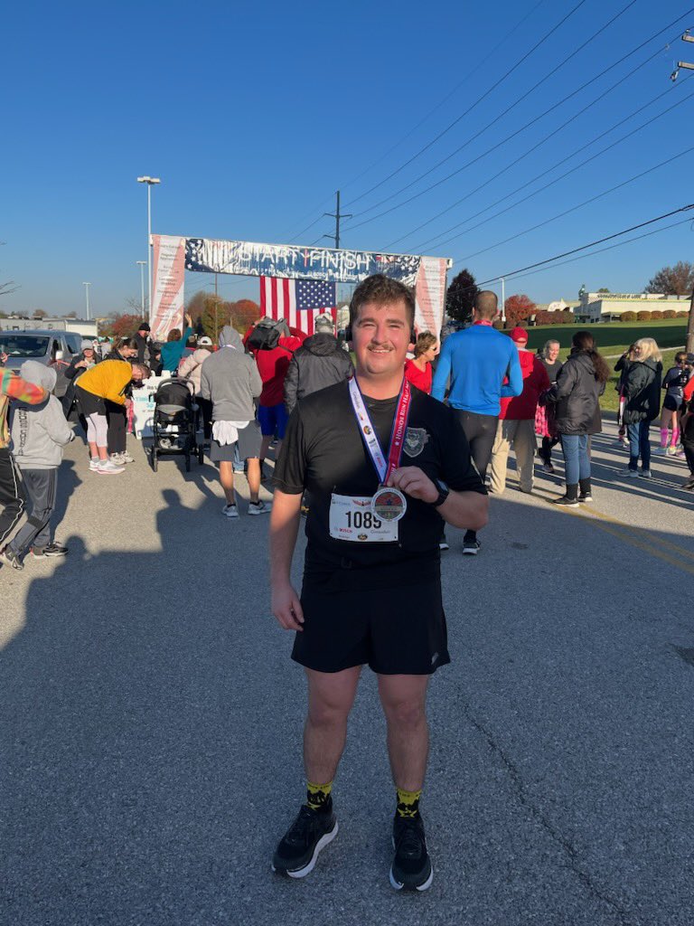 Holly Simms tweet media