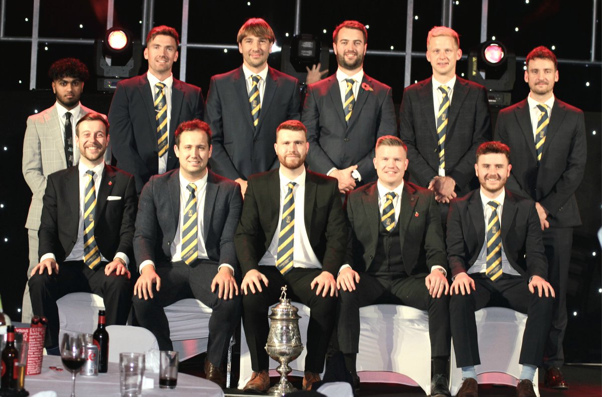 Superb evening yesterday @ the <a href="/HeveyBS/">Hevey Building Supplies</a> <a href="/official_NCL/">NCL</a> presentation evening at <a href="/NorthantsCCC/">Northamptonshire CCC</a> 
Thanks to everyone who made it a lovely evening. #Geoff Miller <a href="/jamiecweir/">Jamie Weir</a> #David Ripley <a href="/ggwarren_/">Gavin Warren</a> 
Photo <a href="/FinedonDolbenCC/">Finedon Dolben CC</a> league winners '23