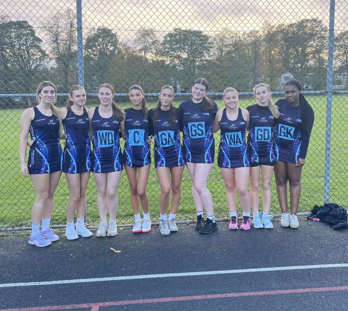 StreetlyPE's tweet image. Huge congratulations to the U19 squad who finished 2nd at the South Staff’s round of the National Schools and progress to the West Midlands Regional round. An amazing bunch of girls who are a pleasure to coach. So proud of you all!