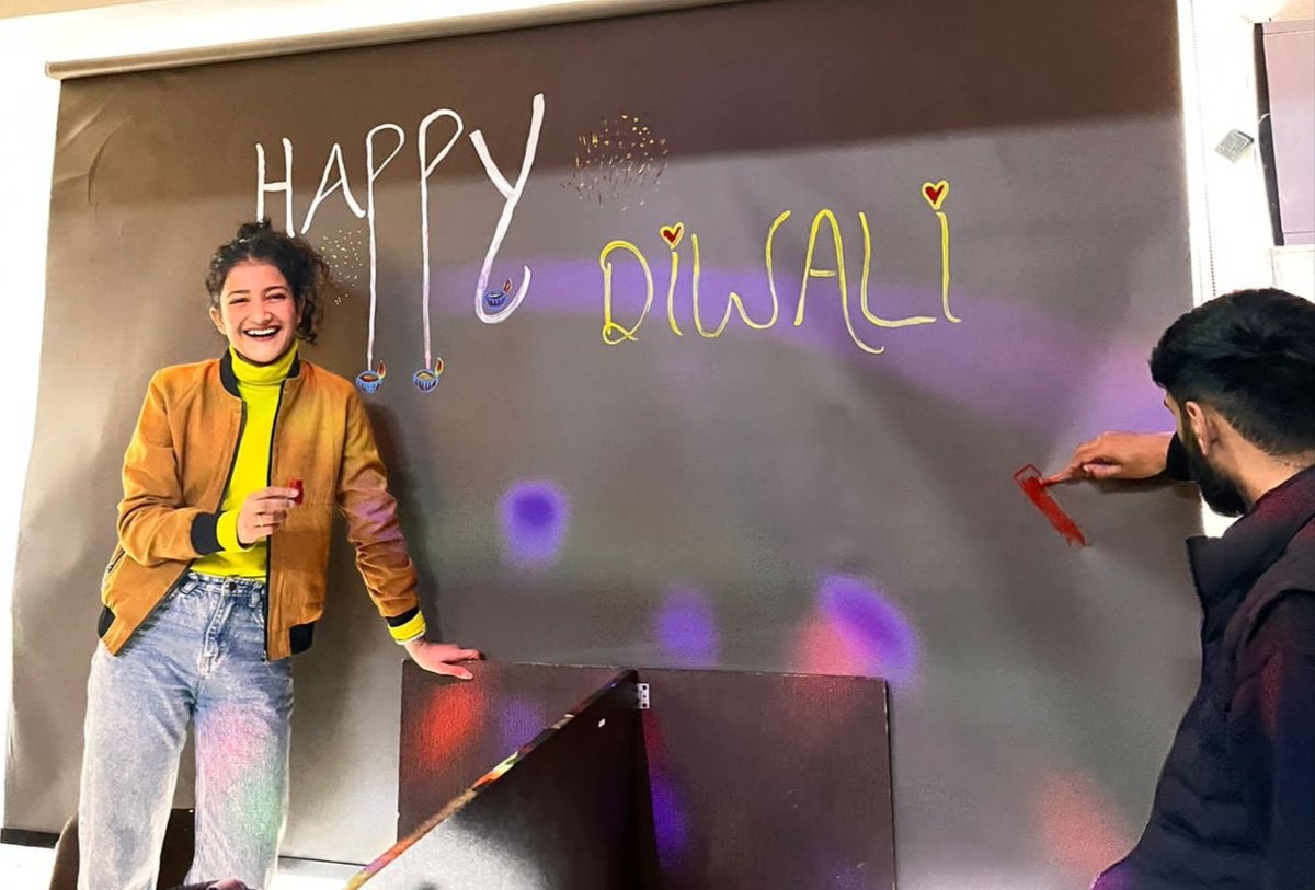 31Parallel's tweet image. May the beauty of #HappyDiwali2023 fill your world with boundless joy and illuminate your path to success !
#Rangoli @31Parallel!!
#BPM #BPO #jobs #experience #communicationskills #interview #workfromhome #vacancies #BPOJobs #BPOWorkFromHome #jobfromhome #ApplyNow #jobsinindia