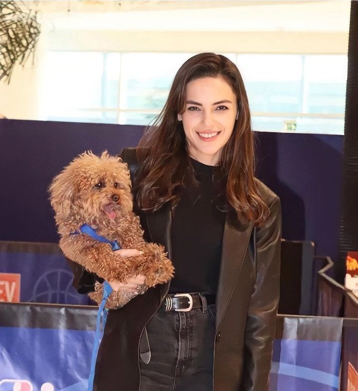 Yağmuşumun güzeliğini abartmak istiyorum çok duru bir güzelik su persi 🧚‍♀️❤️😻#yağmurtanrısevsin