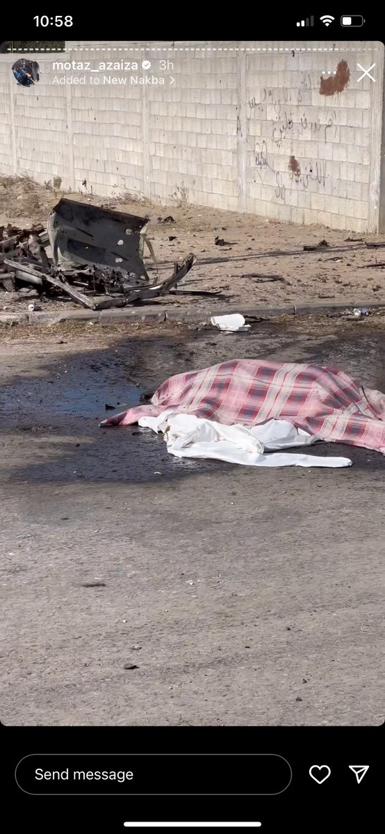 Whitlina's tweet image. #Classless
Killing people-while they flee !