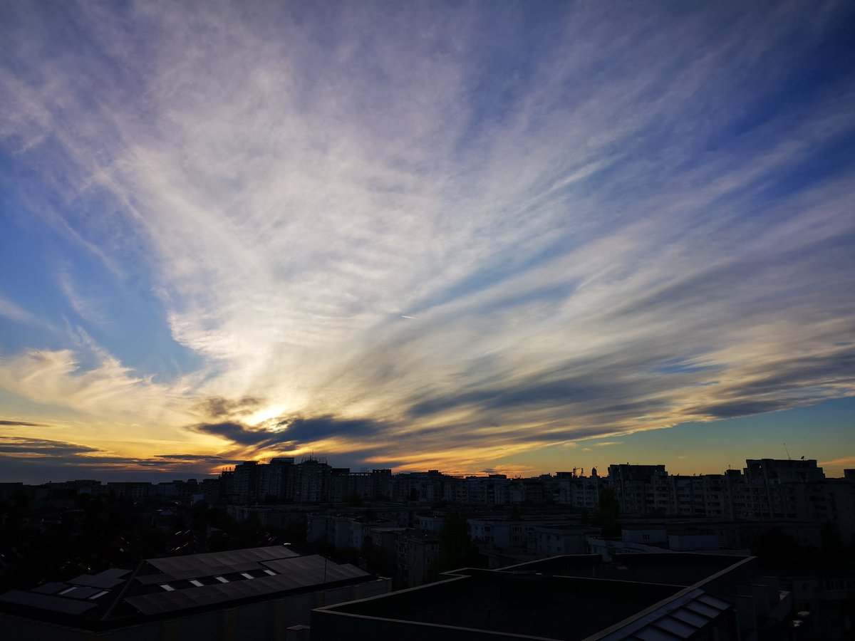 gaboss's tweet image. Situația actuală #apus
