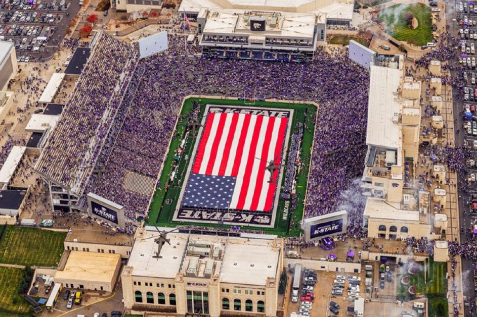 Kansas State at the Bill this year

45-0 W
42-13 W
44-31 W
41-3 W
41-0 W
59-25 W

One of the best home field advantages in college football
