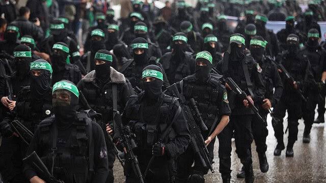 Juru bicara Al Qassam :
Kami baru menggunakan 3% senjata dan tentara kami...
Perang baru saja di mulai !