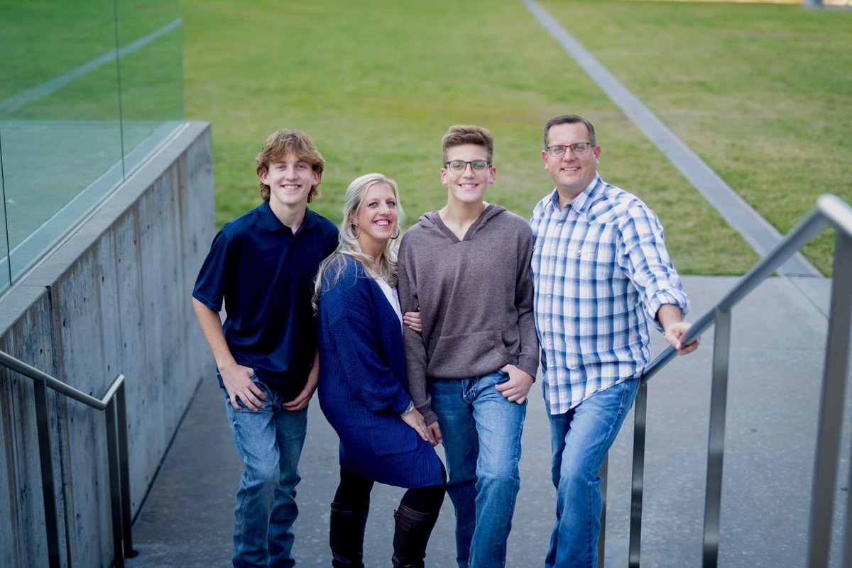 Stephanie Warner tweet media