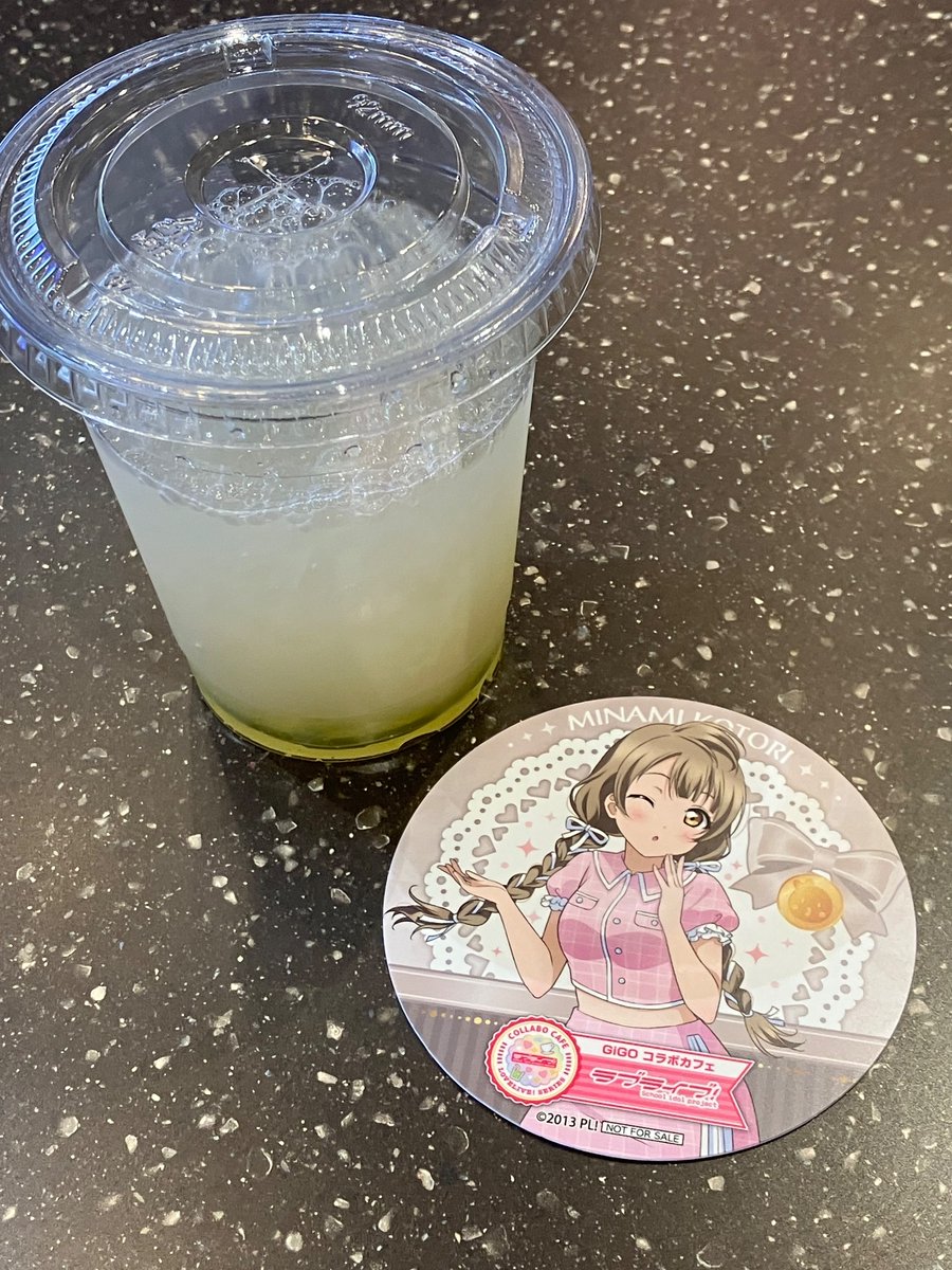 「SEGAのコラボカフェスタンドにも行ってきました。コラボドリンクかよちんだけど、」|ほむらのイラスト