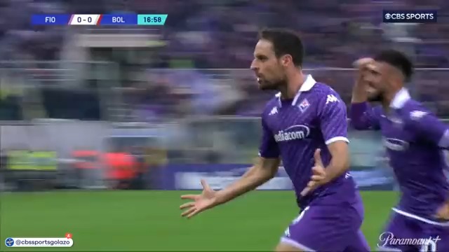 The turn and finish! 🎯Giacomo Bonaventura keeps making it happen for Fiorentina. 💜