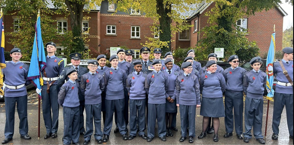 Remembrance Sunday on parade with these brilliant young people @aircadets