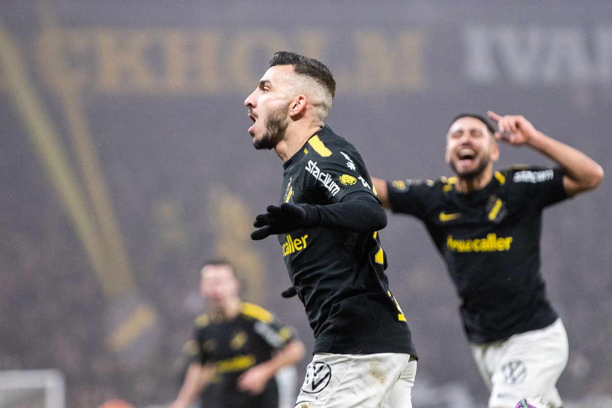 AIKfotboll's tweet photo. Ett äkta hattrick på 31 minuter! IOANNIS PITTAS!

31’ | #AIKIFK | 3–0 https://t.co/vLmVfUxUa1