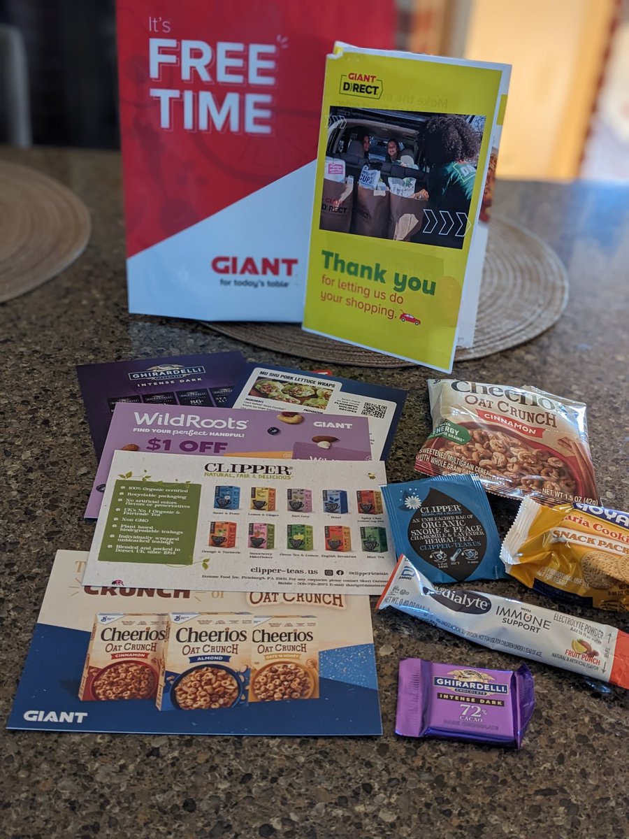 Today I am thankful for @GiantFoodStores for this lovely samples surprise in my order. And dark chocolate. Always thankful for dark chocolate.