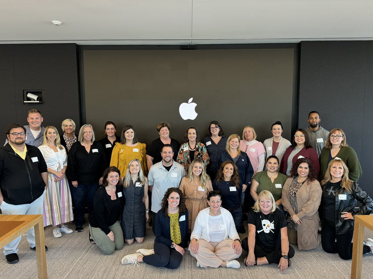 schrankapotomus's tweet image. If you ever get an opportunity to attend #AppleLearningAcademy put it at the top of your list. This past week was such a WONDERful experience and it was all made possible by terrific APLS trainers and a group of passionate educators. Thank you @AppleEDU and thank you #ALAAustiN23
