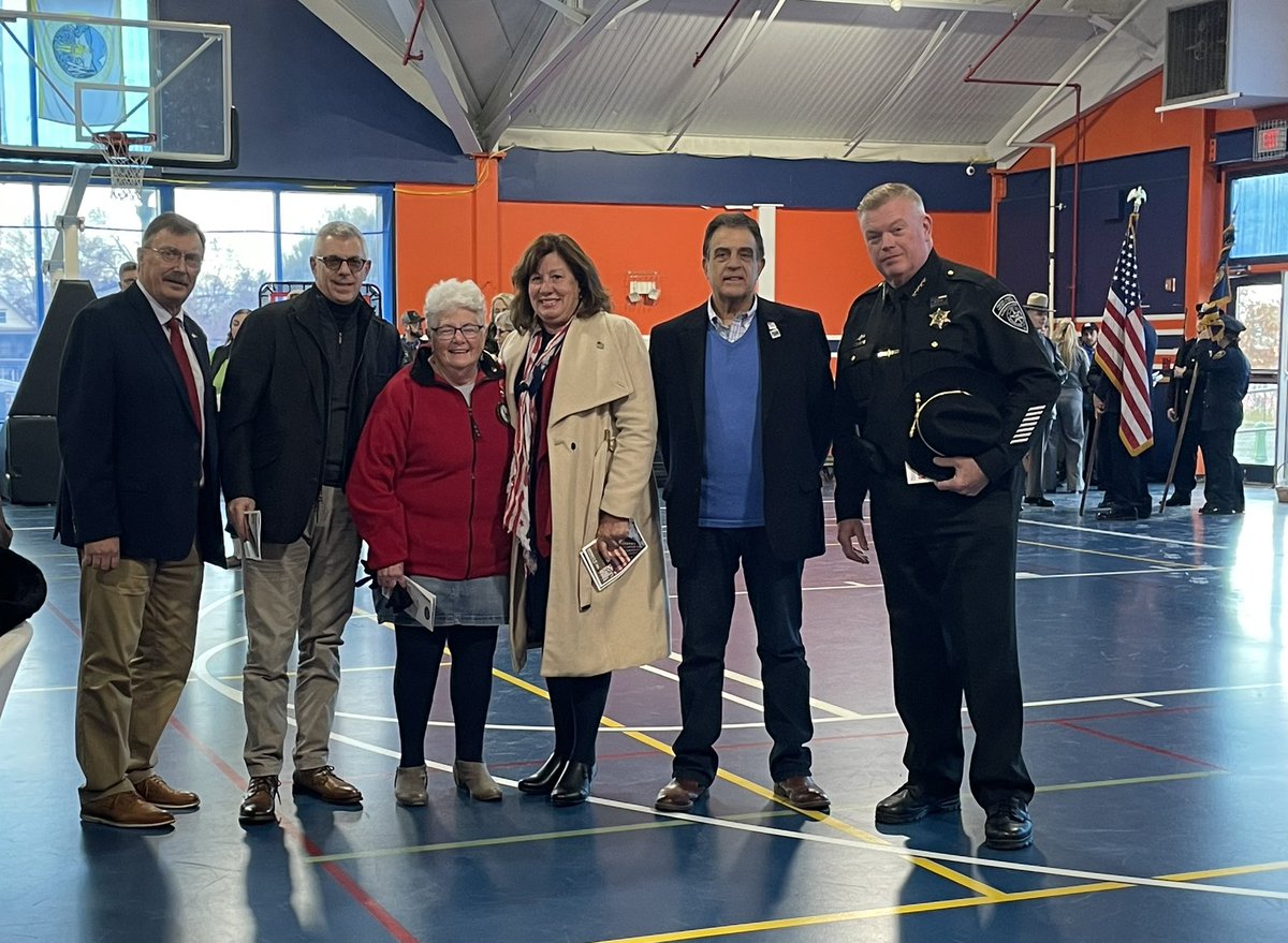 AJPicenteJr's tweet photo. Wonderful #VeteransDay ceremony yesterday at the #ParkwayCenter in #Utica. Thank you to the #GoodNewsCenter for allowing me and so many others to honor our veterans through their annual #FlagsforHeroes event. https://t.co/p4mupDaXx5