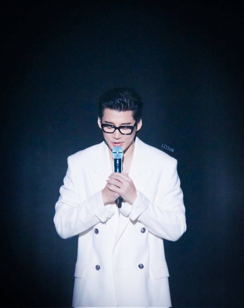 lissun_lissun's tweet photo. -
2023.11.10-11.12 MASTERPIECE 🤍

지적인 도센트

* 사진 서막콘
* 영상 서금콘 

#지오디 #god #마스터피스 #god콘서트 #서막콘 #서금콘 #윤계상 https://t.co/11VPS2kk1i
