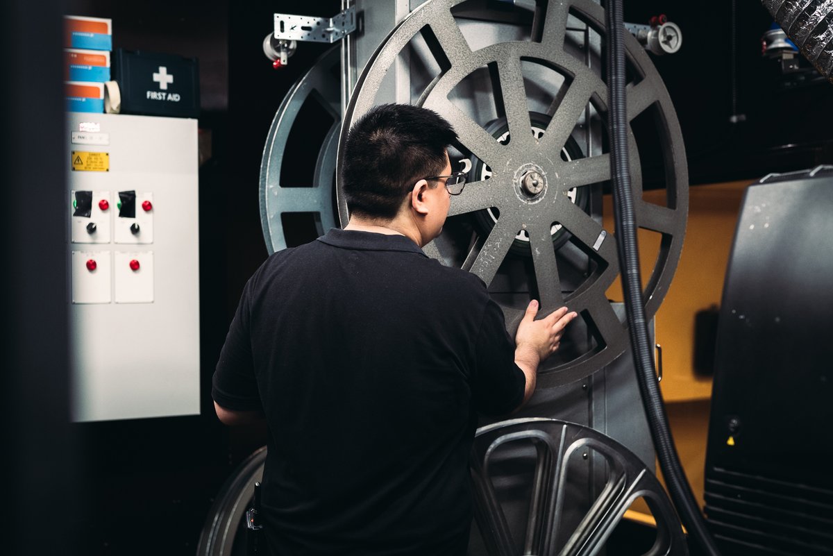 RegentStCinema's tweet photo. Our team spent the last year lovingly restoring our original 35mm projector to bring you an ultimate dose of cinematic nostalgia this Christmas at Regent Street - both Die Hard and The Muppet Christmas Carol will be presented in this most magical medium! 

https://t.co/mzxjtq0cbr https://t.co/oG52f7s9HO