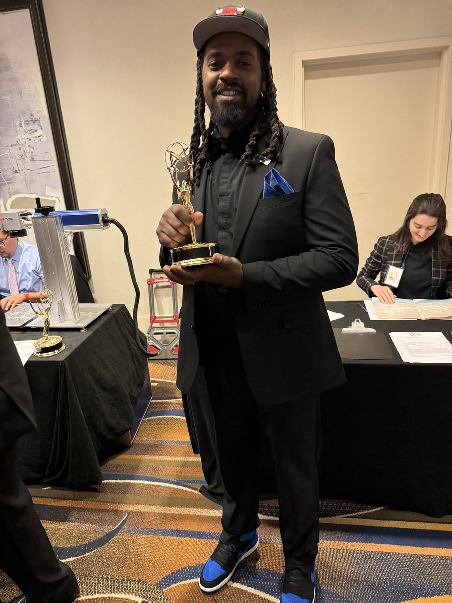 6figga_dilla's tweet photo. I did segment w/ the very dope Irika Sargent called ‘The Black Metropolis and the Unlikely Historian’ and last night we WON an Emmy. Emmy Award winning historian Dilla…That’s INSANE. https://t.co/pL1pxzqRzD