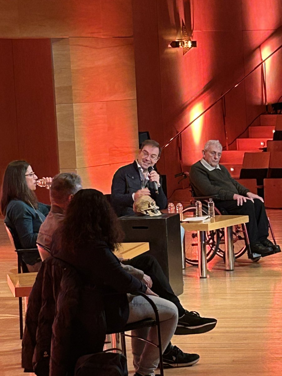 zumitasol's tweet photo. Este fin de semana he disfrutado de la gran familia de la España mágica homenaje a Juan García Atienza,gracias a él ,soy una viajera fue precursor incluso de los que hoy se creen los descubridores del “ Dark tourisme ” , gracias a @javiersierracom y a @jcallejo007 por propiciarlo https://t.co/h63H86N1tp