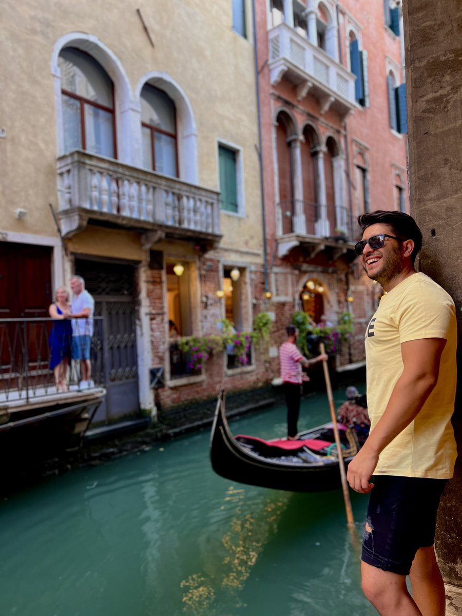 OrhanDuman05's tweet photo. 🇮🇹Venice🇮🇹
#Venezia
#Italia
#Venize
#Italy https://t.co/f0sGw7lUkz
