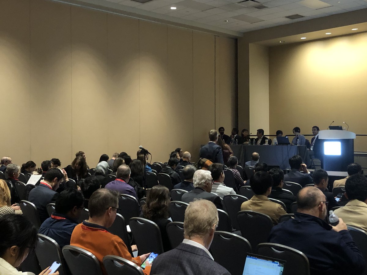 Full room for the amazing talk: 'Precision Medicine and Gene Therapy in Cardiomyopathy, Heart Failure, and Beyond' #AHA23 #AHA2023 #CardioTwitter #MedTwitter #Cardiology @AHAScience @GenPrecisionMed