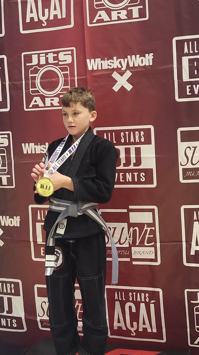 Gold and silver for the boy today ✨️ 😍❤️