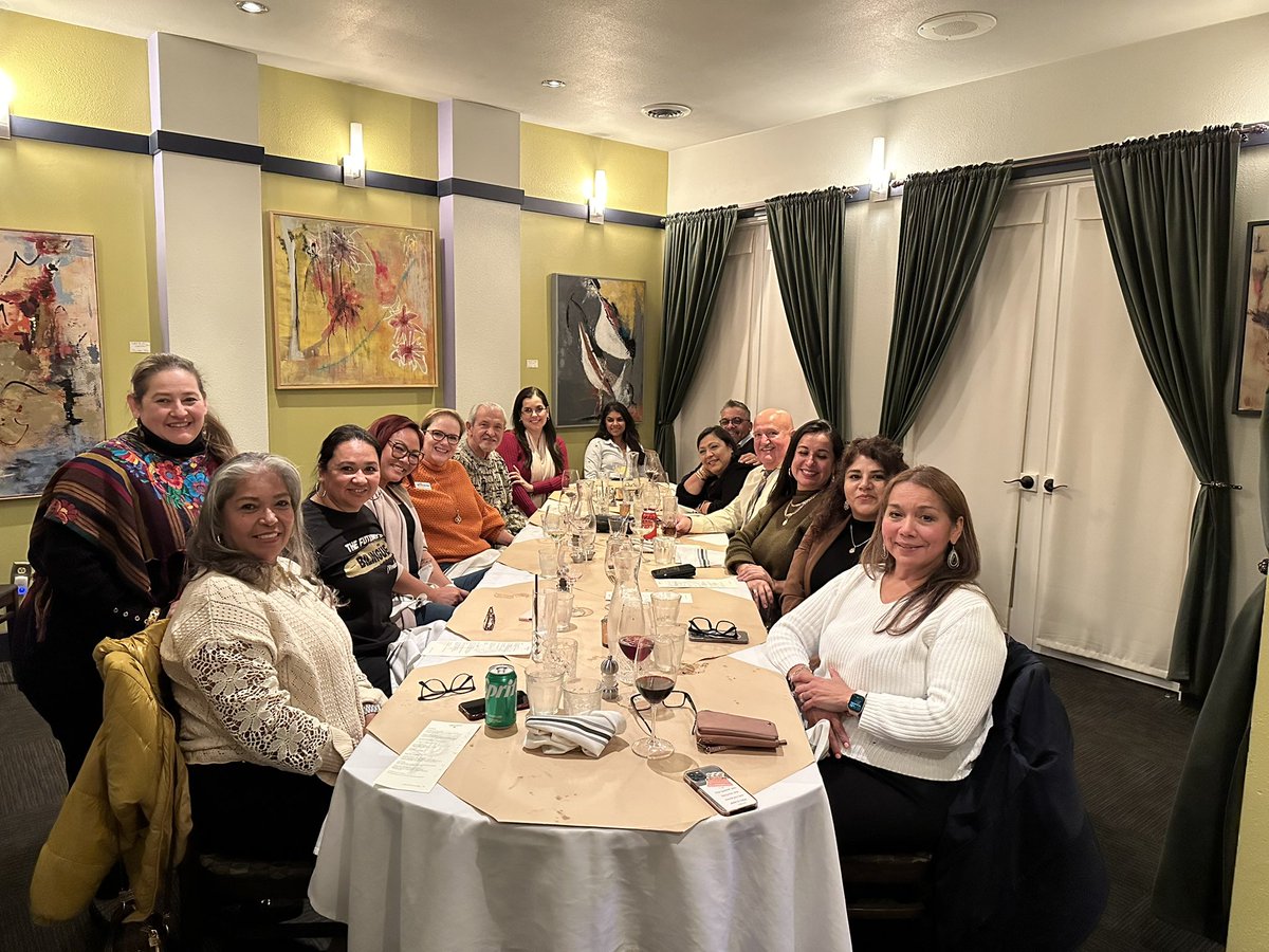 Kathy Tran Davis (@kowtran) on Twitter photo What an honor to host and be surrounded by these DL champions!! <a href="/sarroyo529/">Sandra Medrano-Arroyo</a> <a href="/SAAABEofTexas/">@SAAABEofTexas</a> <a href="/bilingualpride/">Karina Chapa</a> <a href="/claudiatrgarcia/">Claudia Treviño Garcia, Ph.D.</a> <a href="/rpalafoxtorres/">Rosa Palafox-Torres</a> <a href="/xochitlrocha5/">Dr. Xóchitl A. Rocha</a> What an honor to host and be surrounded by these DL champions!! <a href="/sarroyo529/">Sandra Medrano-Arroyo</a> <a href="/SAAABEofTexas/">@SAAABEofTexas</a> <a href="/bilingualpride/">Karina Chapa</a> <a href="/claudiatrgarcia/">Claudia Treviño Garcia, Ph.D.</a> <a href="/rpalafoxtorres/">Rosa Palafox-Torres</a> <a href="/xochitlrocha5/">Dr. Xóchitl A. Rocha</a>