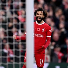 Salah heads Liverpool 2-0 in front of Brentford